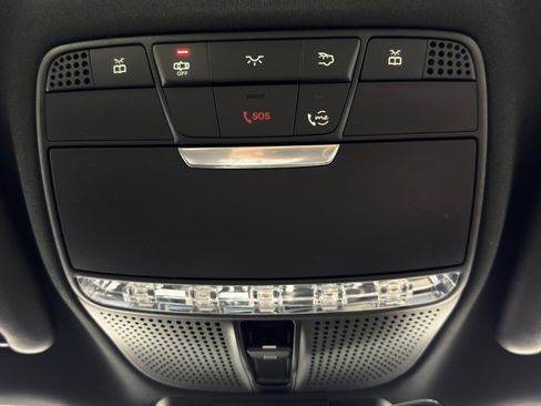 Used 2022 Mercedes-Benz E 450 4MATIC All-Terrain Wagon w/ Driver Assistance Package image 36