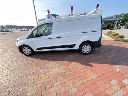 Used 2023 Ford Transit Connect XL FWD image 11
