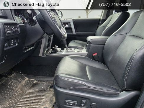 Used 2023 Toyota 4Runner Limited image 9