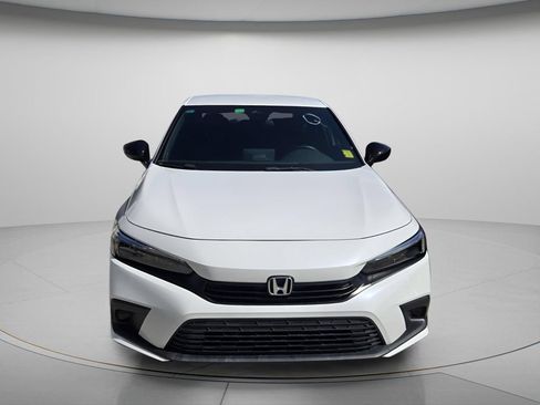 Used 2024 Honda Civic Sport image 3