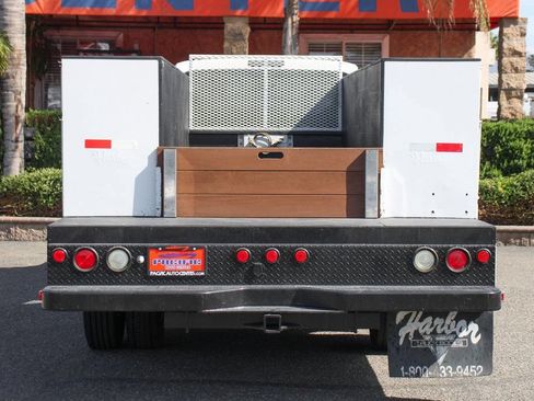 Used 2015 Ford F550 4x4 Crew Cab Super Duty image 8