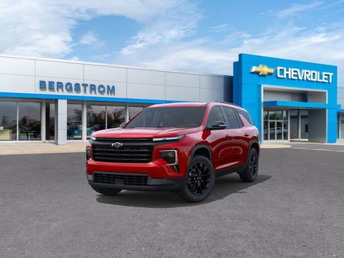 New 2026 Chevrolet Traverse LT image 8