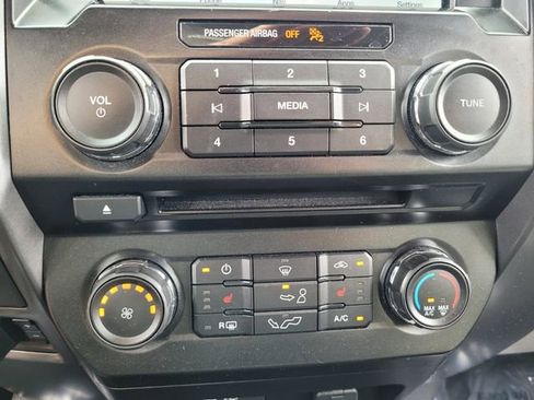 Certified 2018 Ford F150 XLT w/ Equipment Group 302A Luxury image 27