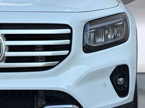 Certified 2026 Mercedes-Benz GLB 250 4MATIC image 12