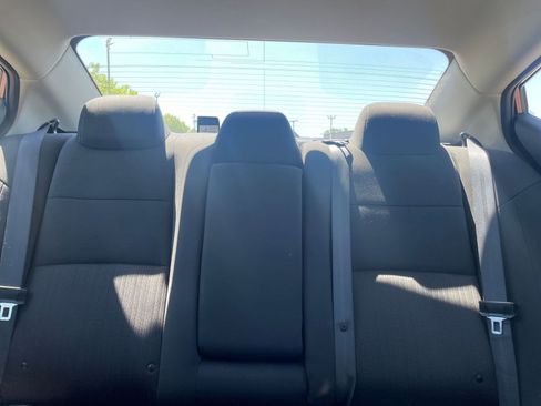 Used 2025 Nissan Altima 2.5 SV FWD image 33