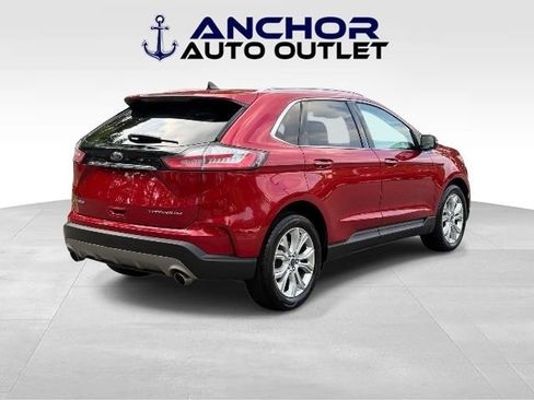Used 2020 Ford Edge Titanium FWD image 8