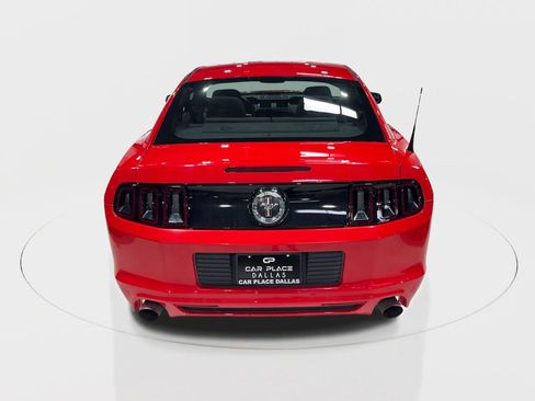 Used 2013 Ford Mustang Coupe image 11