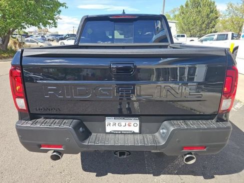 New 2026 Honda Ridgeline Black Edition image 6