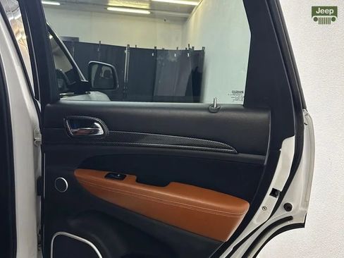 Used 2016 Jeep Grand Cherokee SRT w/ Trailer Tow Group IV image 13