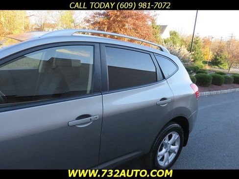 Used 2009 Nissan Rogue SL w/ Premium Pkg AWD/4WD image 18