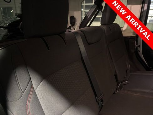 Used 2019 Jeep Wrangler Unlimited Rubicon image 19