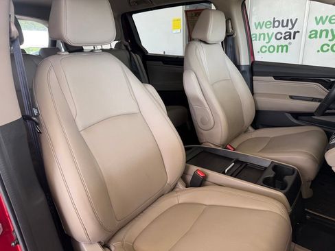 Used 2023 Honda Odyssey Touring image 25