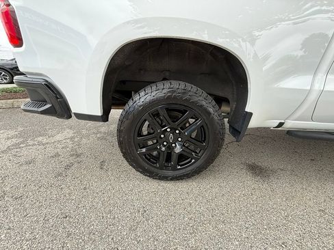 Used 2023 Chevrolet Silverado 1500 LT Trail Boss w/ Protection Package AWD/4WD image 34