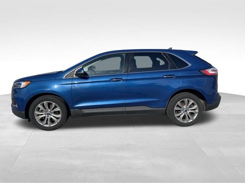 Used 2022 Ford Edge Titanium w/ Equipment Group 301A AWD/4WD image 4