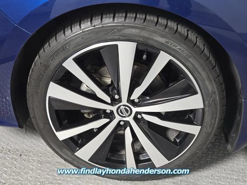Used 2019 Nissan Altima 2.5 SR FWD image 9