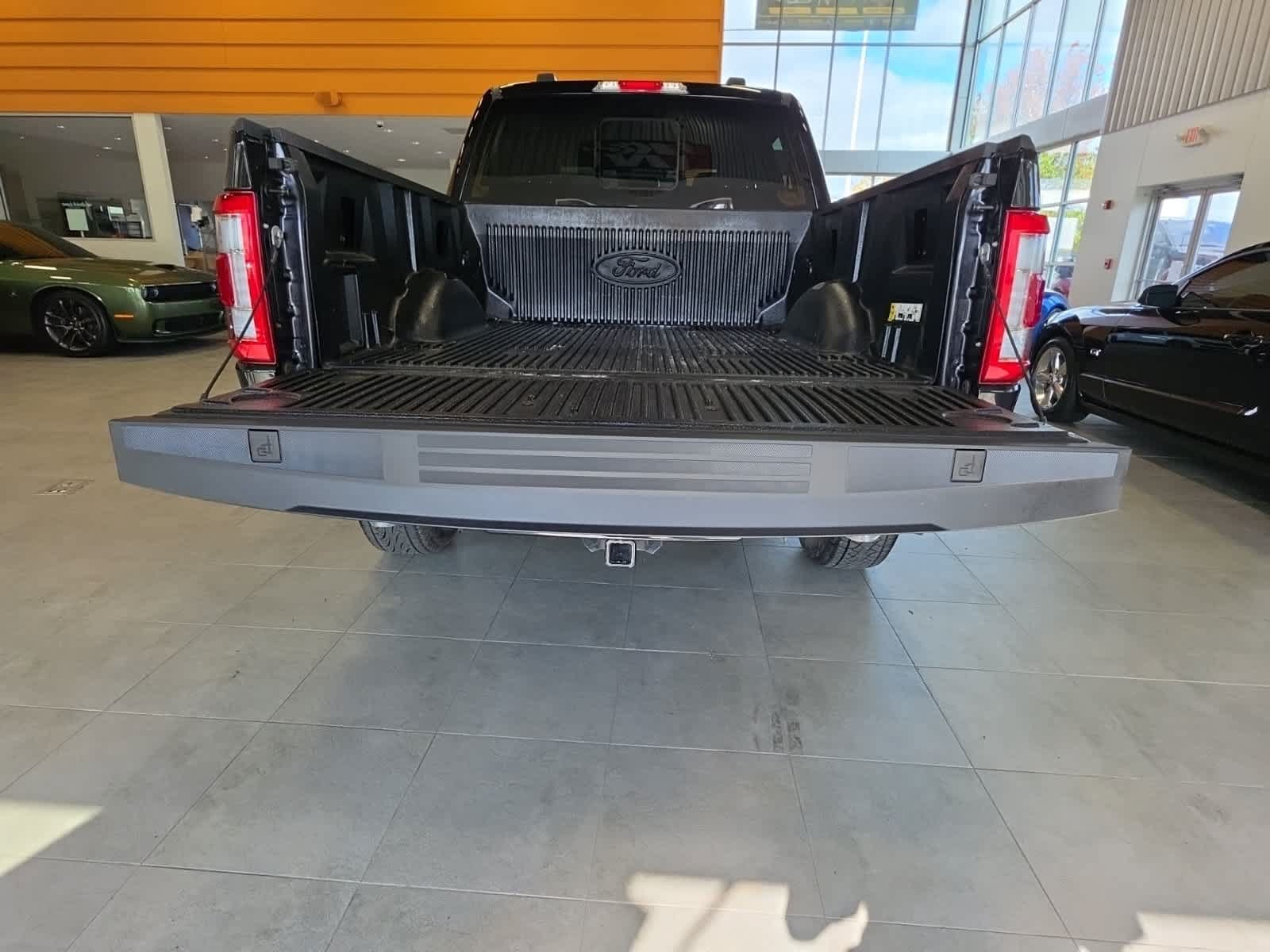 Used 2023 Ford F150 Lariat w/ Equipment Group 502A High AWD/4WD image 17