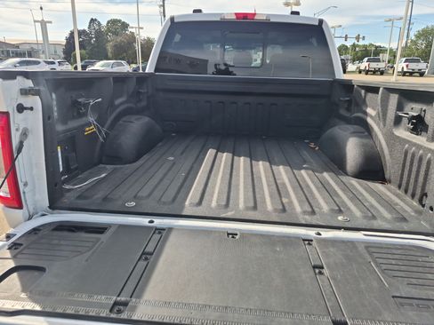 Used 2021 Ford F150 Lariat w/ Equipment Group 502A High AWD/4WD image 8