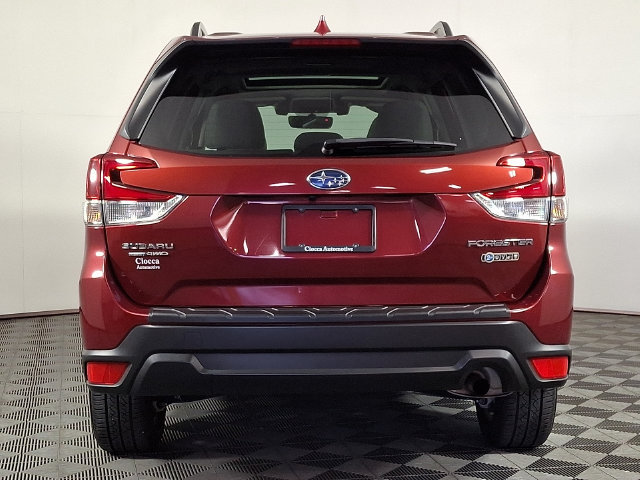 Used 2020 Subaru Forester Premium AWD/4WD image 8