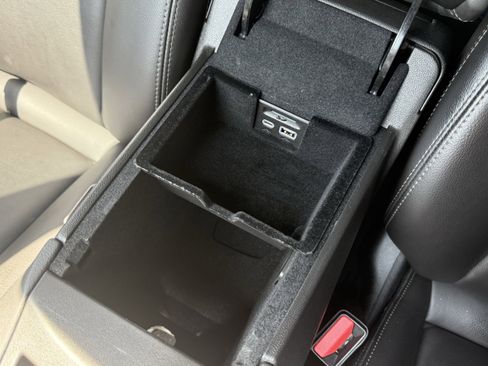 Used 2023 Cadillac XT5 Luxury image 82