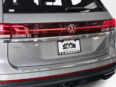New 2026 Volkswagen Atlas SEL AWD/4WD image 13