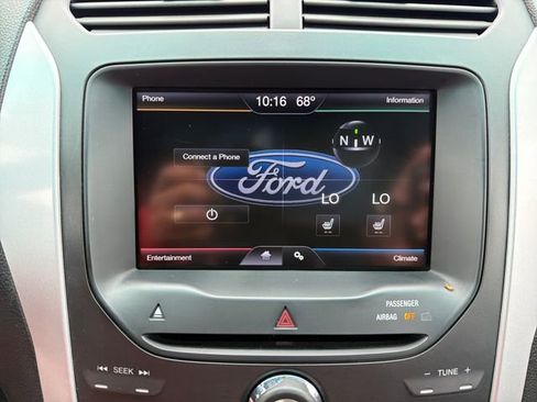 Used 2012 Ford Explorer XLT AWD/4WD image 12