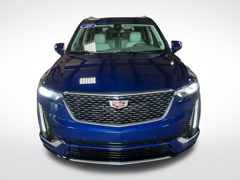 Used 2025 Cadillac XT6 Premium Luxury w/ LPO, Floor Liner Package AWD/4WD image 8