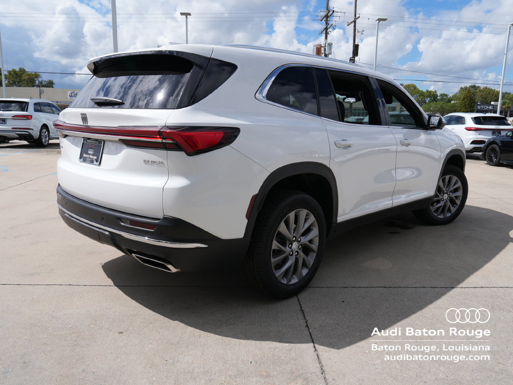 Used 2026 Buick Enclave Preferred FWD image 5