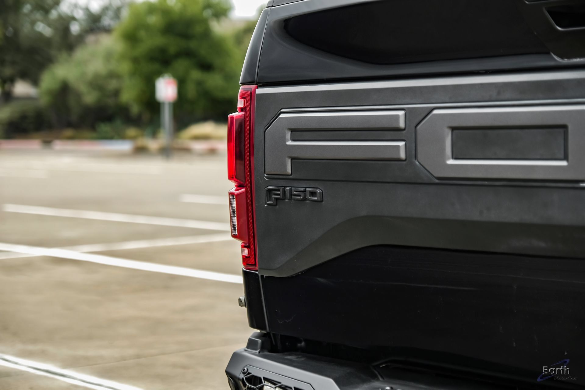 Used 2020 Ford F150 Raptor w/ Equipment Group 802A Luxury AWD/4WD image 16