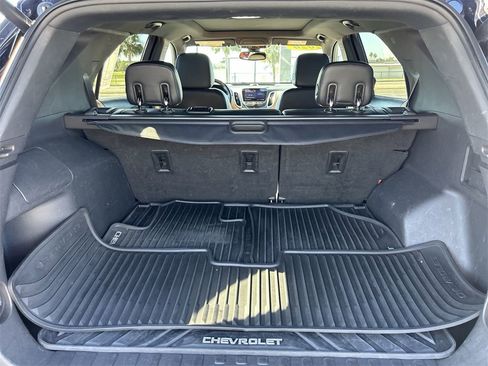 Used 2020 Chevrolet Equinox Premier image 22