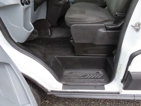 Used 2015 Ford Transit 250 130 Low Roof image 11