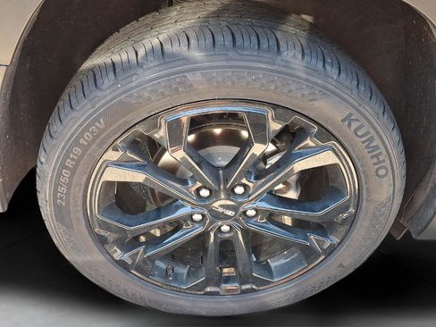 Used 2022 GMC Terrain SLE w/ Driver Convenience Package image 20