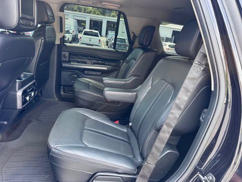 Used 2019 Ford Expedition Platinum AWD/4WD image 35
