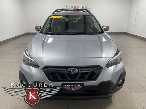 Used 2021 Subaru Crosstrek 2.5i Sport w/ Moonroof Package AWD/4WD image 2