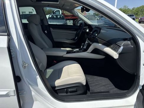 Used 2019 Honda Accord EX-L image 29