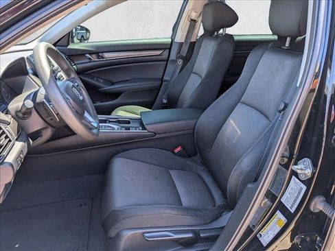 Used 2020 Honda Accord Hybrid image 14