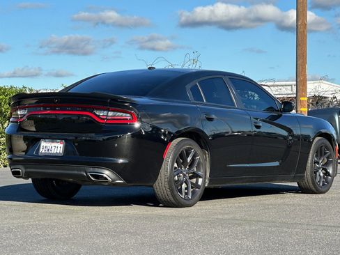 Certified 2022 Dodge Charger SXT w/ Blacktop Package image 4