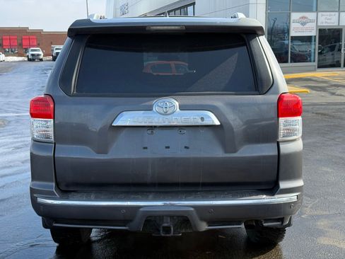 Used 2012 Toyota 4Runner SR5 w/ Premium Pkg w/3rd Row Seat image 4