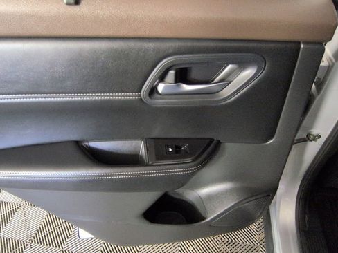 Used 2023 Nissan Rogue SV w/ SV Premium Package AWD/4WD image 28