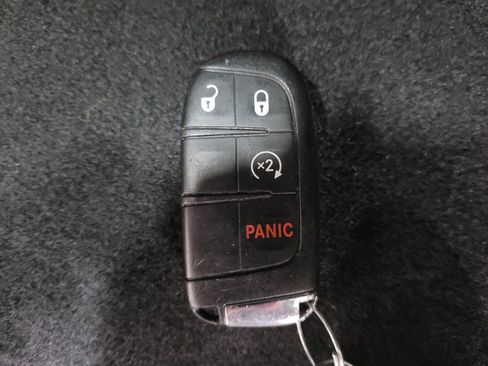 Used 2018 Jeep Compass Latitude w/ Popular Equipment Group AWD/4WD image 32