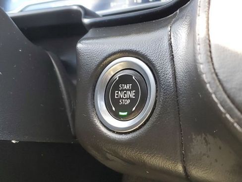 Used 2023 Chevrolet Tahoe Z71 w/ Luxury Package image 17