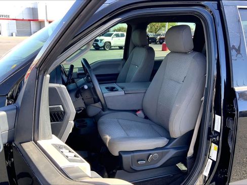 Used 2018 Ford F150 XLT w/ Equipment Group 302A Luxury image 8