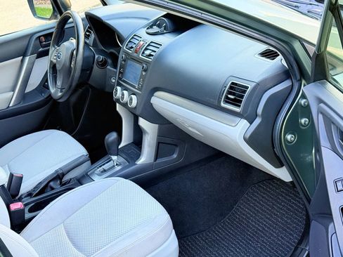 Used 2016 Subaru Forester 2.5i w/ Alloy Wheel Package AWD/4WD image 8