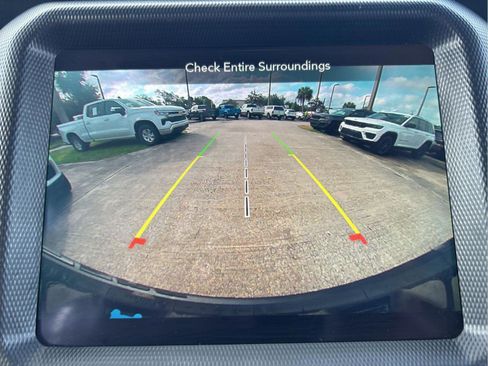 Used 2023 Jeep Wrangler Unlimited Sahara w/ Cold Weather Group image 21