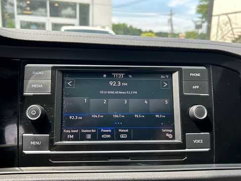 Used 2021 Volkswagen Jetta R-Line FWD image 15