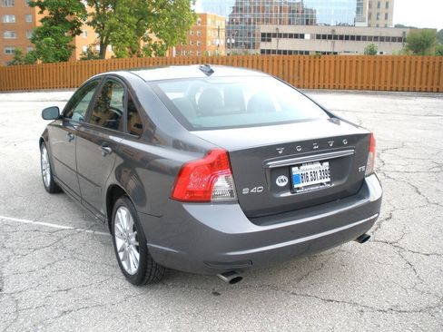 Used 2011 Volvo S40 T5 FWD image 8