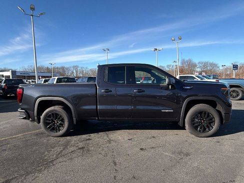 New 2026 GMC Sierra 1500 Elevation image 8