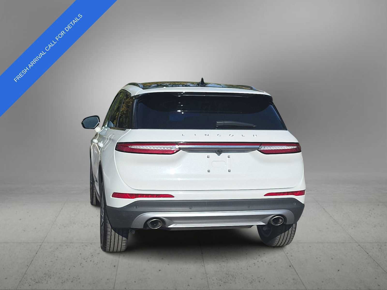 Used 2023 Lincoln Corsair Reserve w/ Equipment Group 201A FWD image 7
