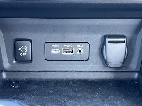 Certified 2025 Nissan Sentra SV w/ All-Weather Package image 8