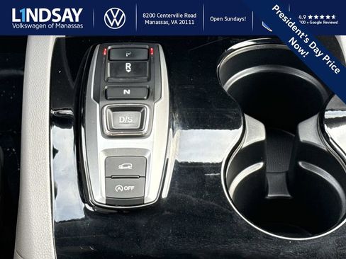 Used 2018 Honda Pilot Touring image 16