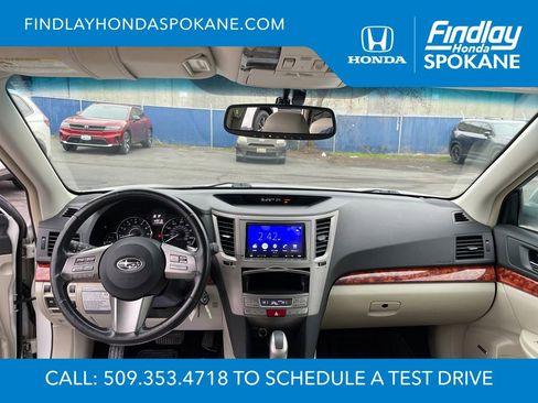 Used 2011 Subaru Outback 2.5i Limited image 23